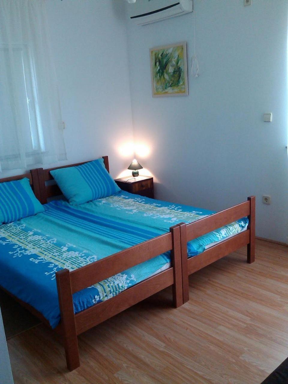 Apartments Antonija - Fitness Vinišće Eksteriør bilde